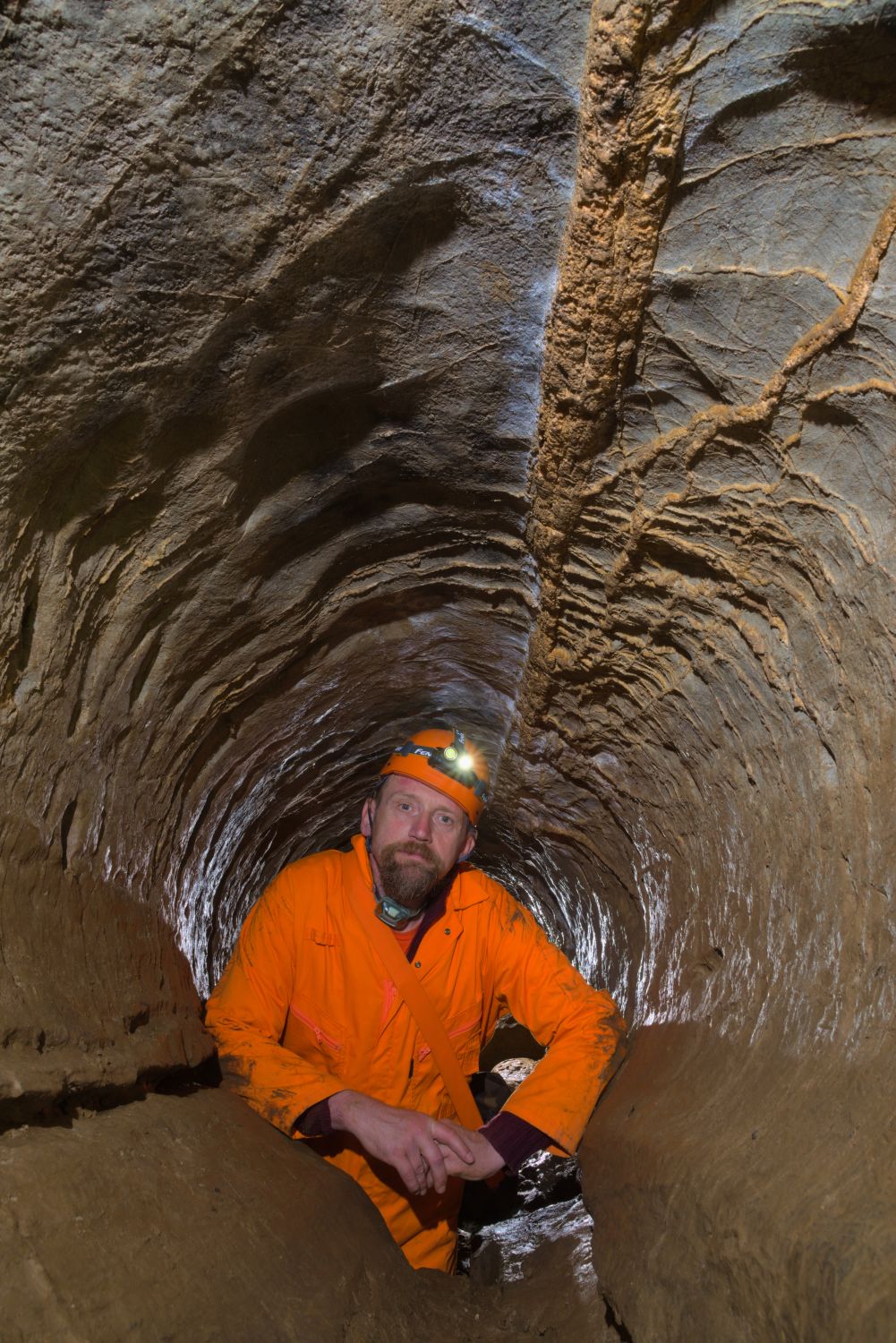 Svámí Gyaneshwarpuri - jeskyně Málčina, Jícen děla. Foto: Pavel Chaloupský 2022.