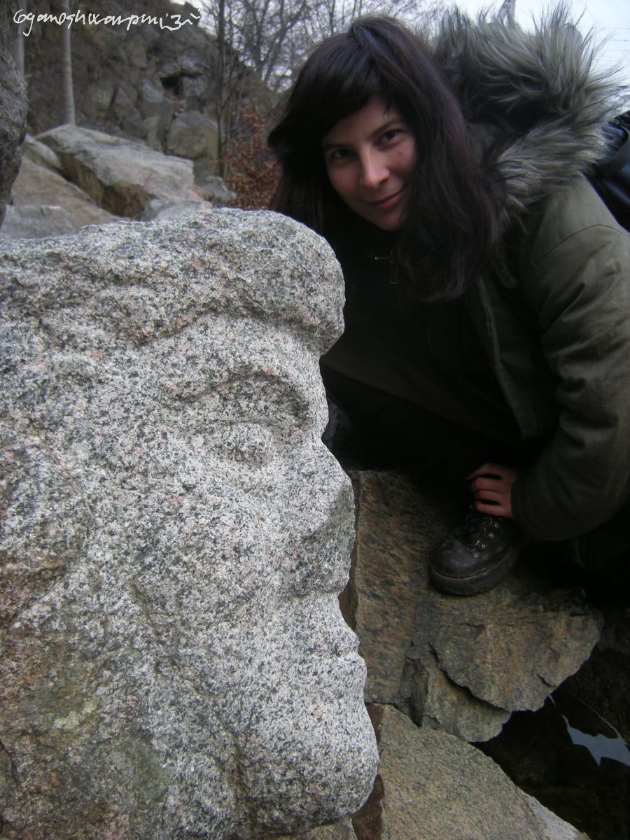 Poustevnice Klára v Zatopeném lomu v Blansku. 
   Foto: Marek Gyaneshwarpuri 2010.