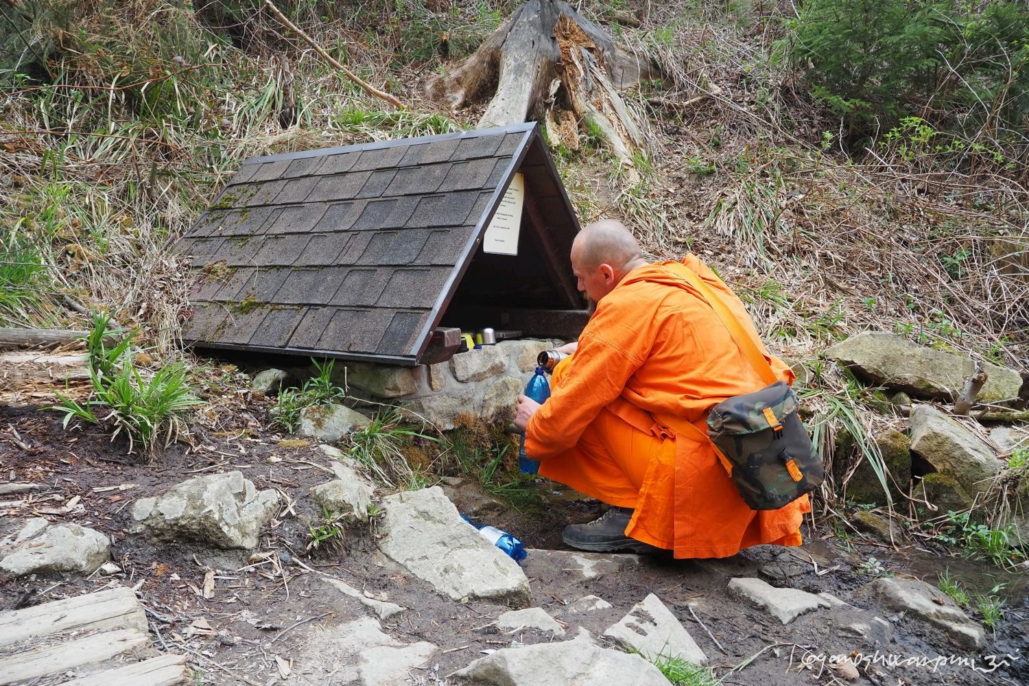 Hradisko sv. Klimenta - Gorazdova studánka (2022), Svámí Gyaneshwarpuri, samospoušť 2024.