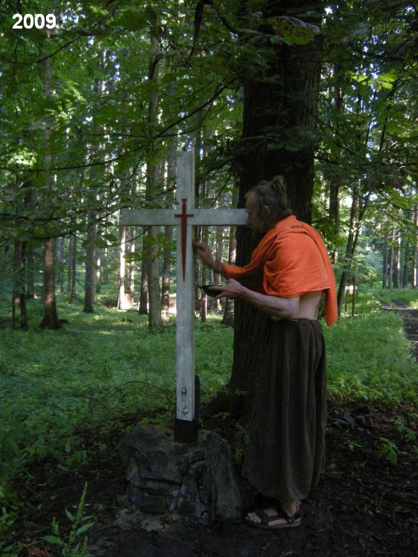 Děravka -u mečokříže. Foto: Marek Gyaneshwarpuri, samospoušť 2009.