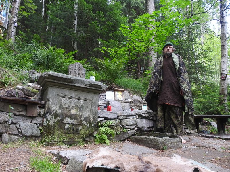 Zázračná studánka na Staré hoře v Krkonoších očima poustevníka. Foto: Marek Gyaneshwarpuri, samospoušť 2019.