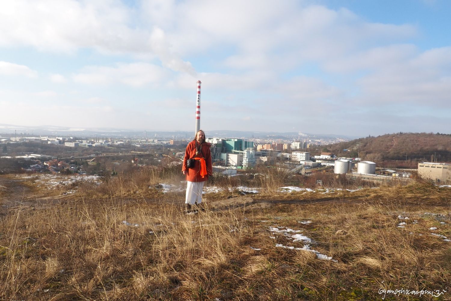 Stránská skála - výhled směrem k Zetoru. Foto: Marek Gyaneshwarpuri, samospoušť 2021