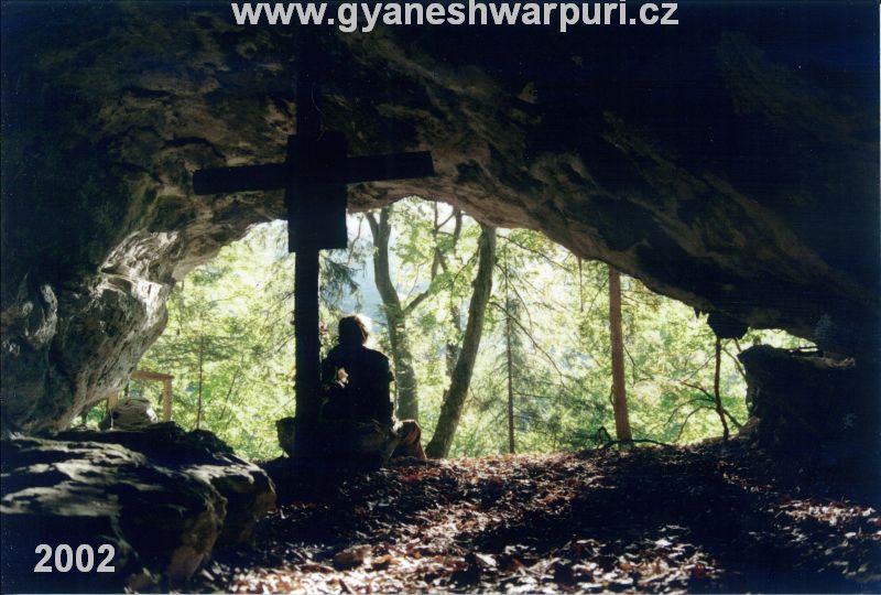Jeskyně Poustevna Slovenský ráj.   
Foto: Marek Šenkyřík 2002