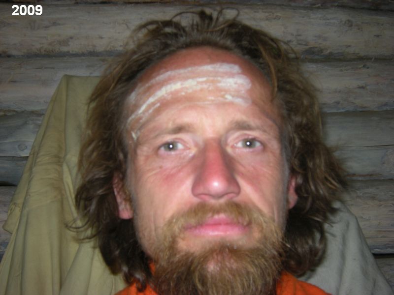 Děravka: meditace Jsem Šiva.

Foto: Marek Gyaneshwarpuri (2009).