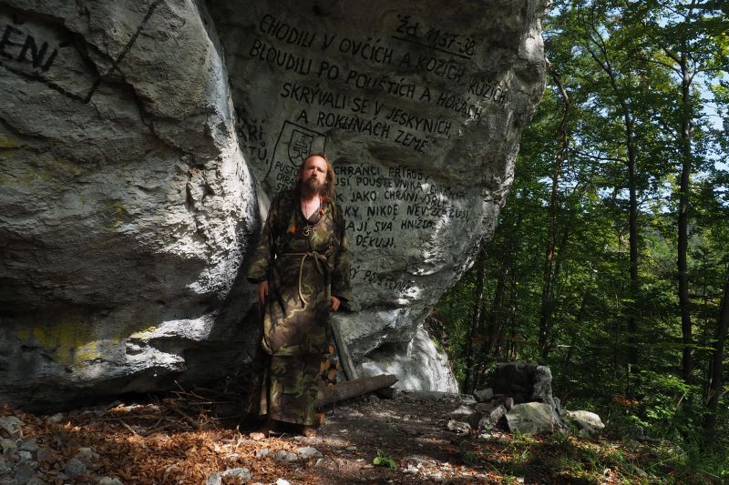 Slovenský ráj. Jeskyně Poustevna Toho který sedí a mlčí. 2020.










 (2020).