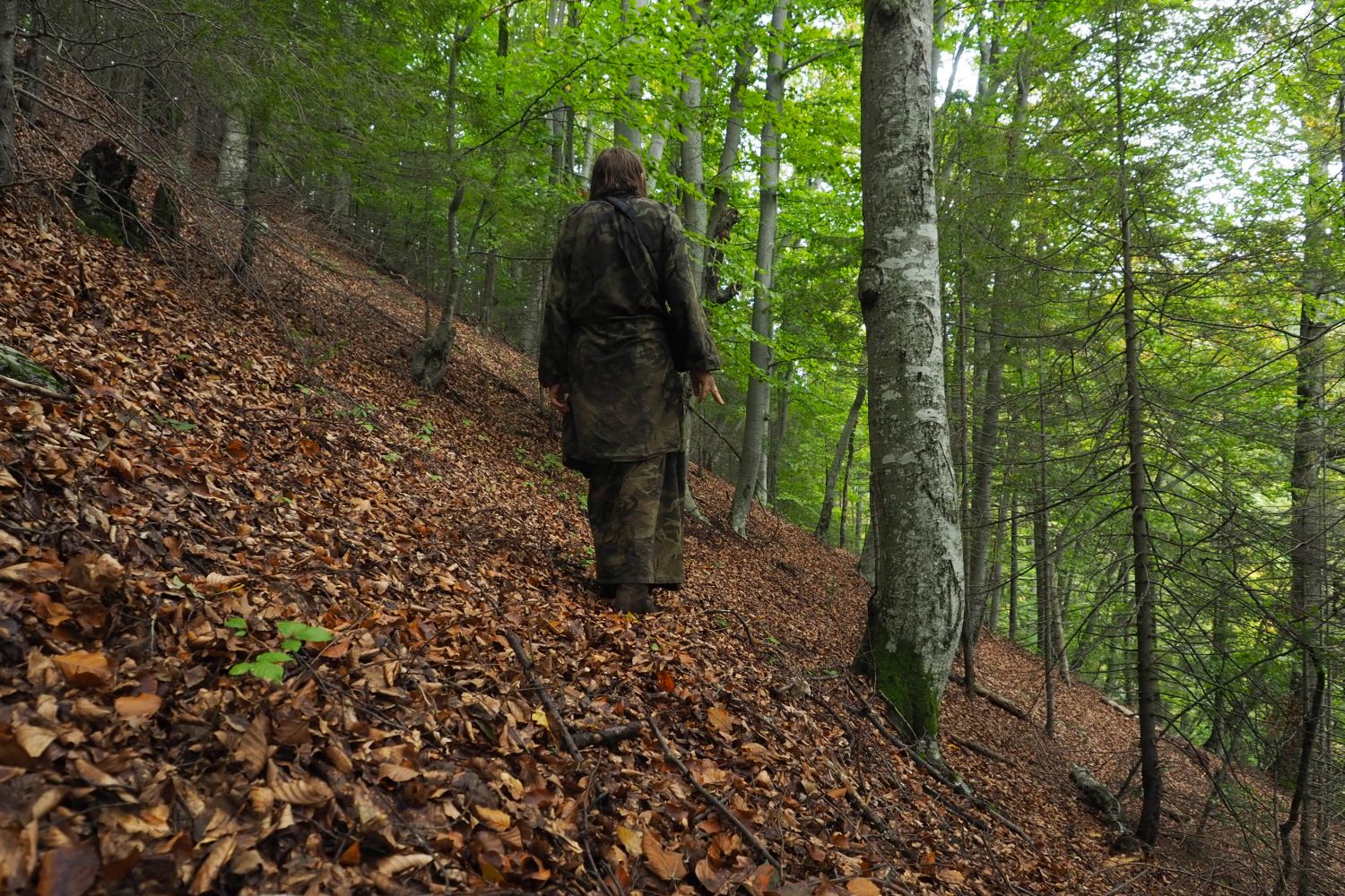 Slovenský ráj - výprava z jeskyně Poustevny do Dračí soutězky.  Foto: Marek Gyaneshwarpuri, samospoušť 2020.